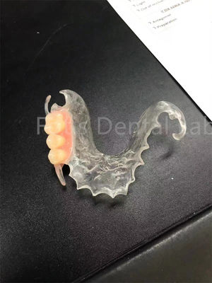Comfort Duidelijke onzichtbare aligners op maat voor tieners en volwassenen